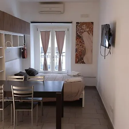 Casa Lanzieri * Nápoles
